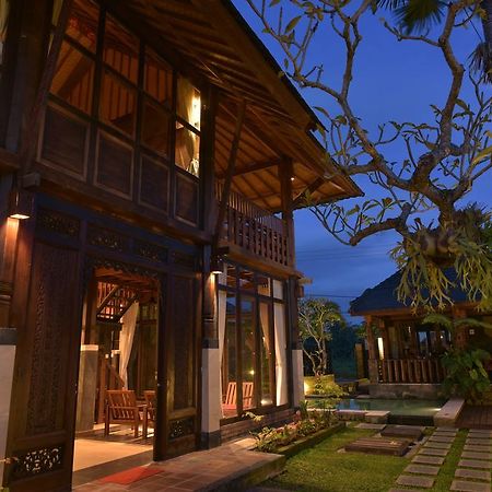 אובוד Wooden Villa By Prasi מראה חיצוני תמונה
